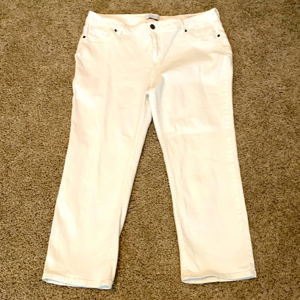Kenneth Cole REACTION Womens white Capri pant size 14